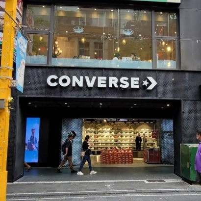 CONVERSE3.jpg